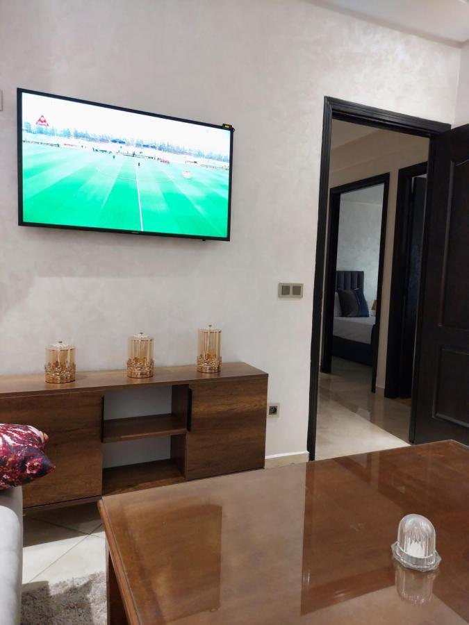 קזבלנקה Luxury Downtown Apartment Of 80M2 In Front Of Hassan 2 Mosque And Sea From Family , Pour Famille , Interdit Couples Araabic Non Marie, Forbidden Unmarried Araabic Couples Basement Car Park מראה חיצוני תמונה