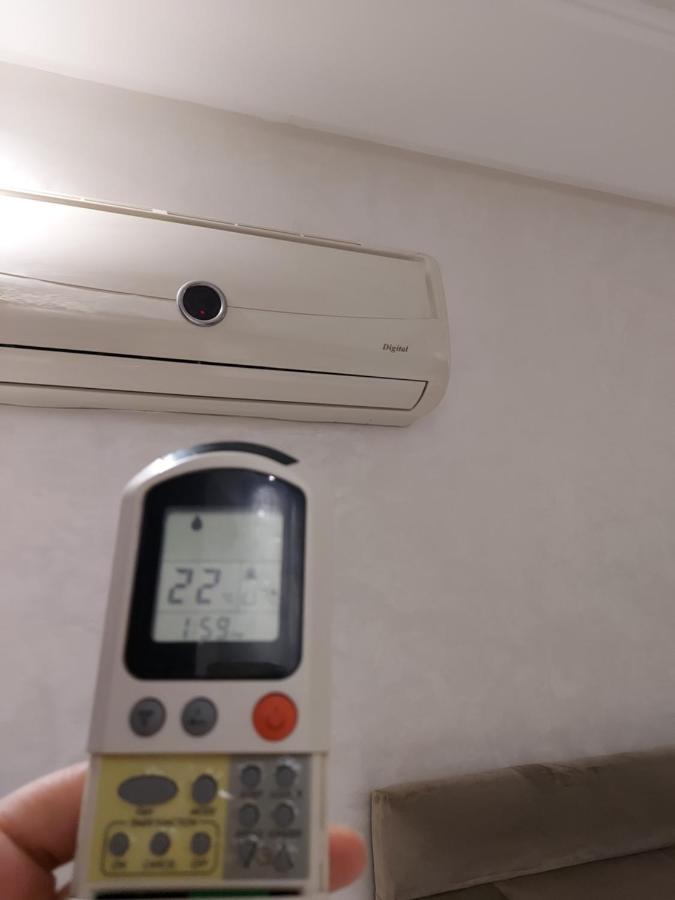 קזבלנקה Luxury Downtown Apartment Of 80M2 In Front Of Hassan 2 Mosque And Sea From Family , Pour Famille , Interdit Couples Araabic Non Marie, Forbidden Unmarried Araabic Couples Basement Car Park מראה חיצוני תמונה