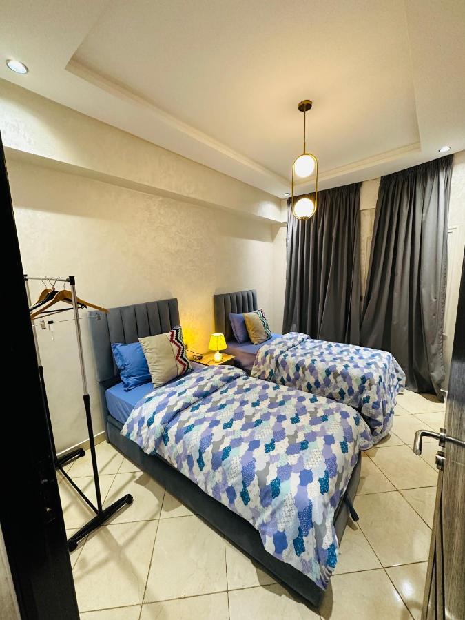 קזבלנקה Luxury Downtown Apartment Of 80M2 In Front Of Hassan 2 Mosque And Sea From Family , Pour Famille , Interdit Couples Araabic Non Marie, Forbidden Unmarried Araabic Couples Basement Car Park מראה חיצוני תמונה