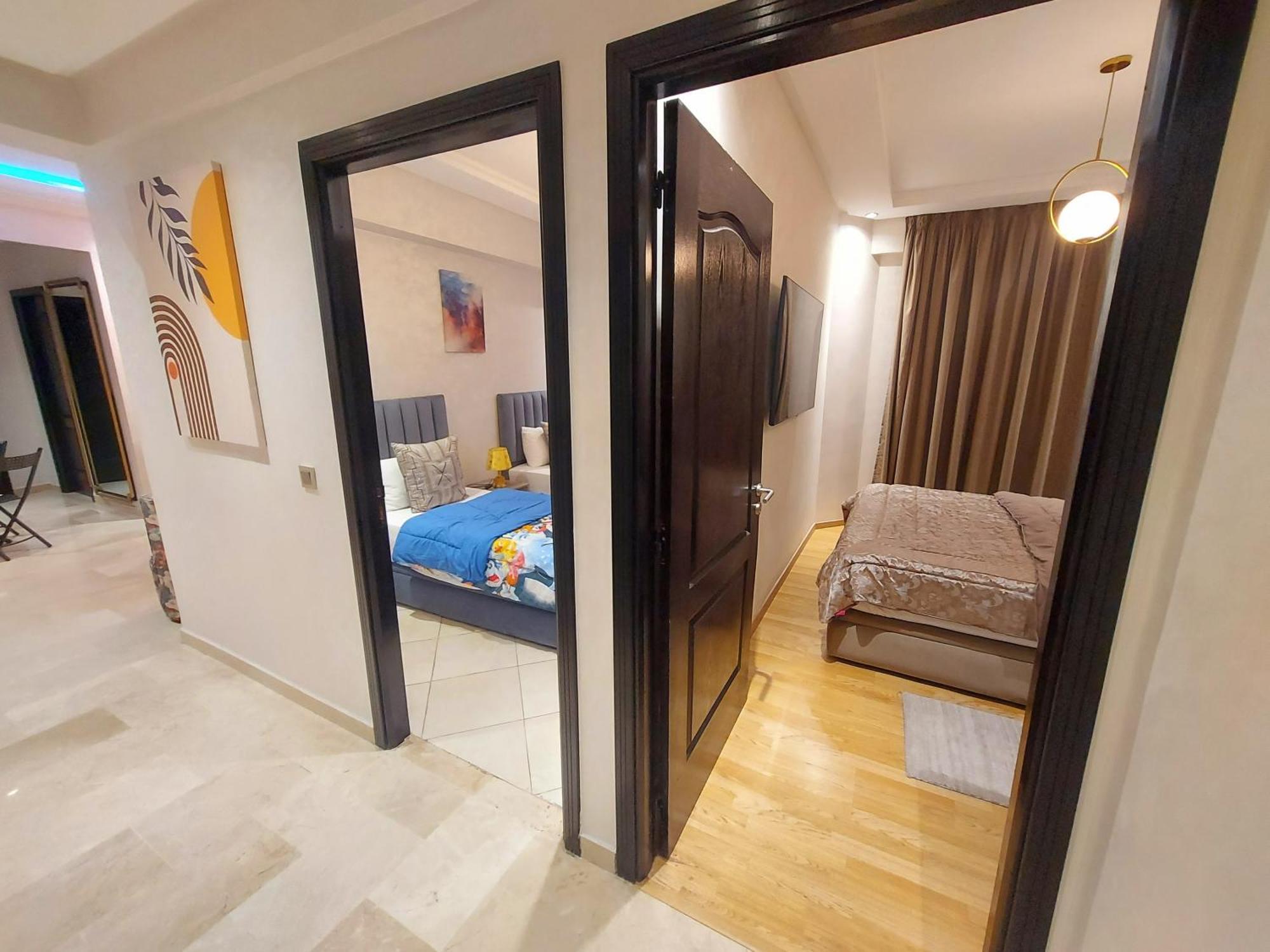 קזבלנקה Luxury Downtown Apartment Of 80M2 In Front Of Hassan 2 Mosque And Sea From Family , Pour Famille , Interdit Couples Araabic Non Marie, Forbidden Unmarried Araabic Couples Basement Car Park מראה חיצוני תמונה