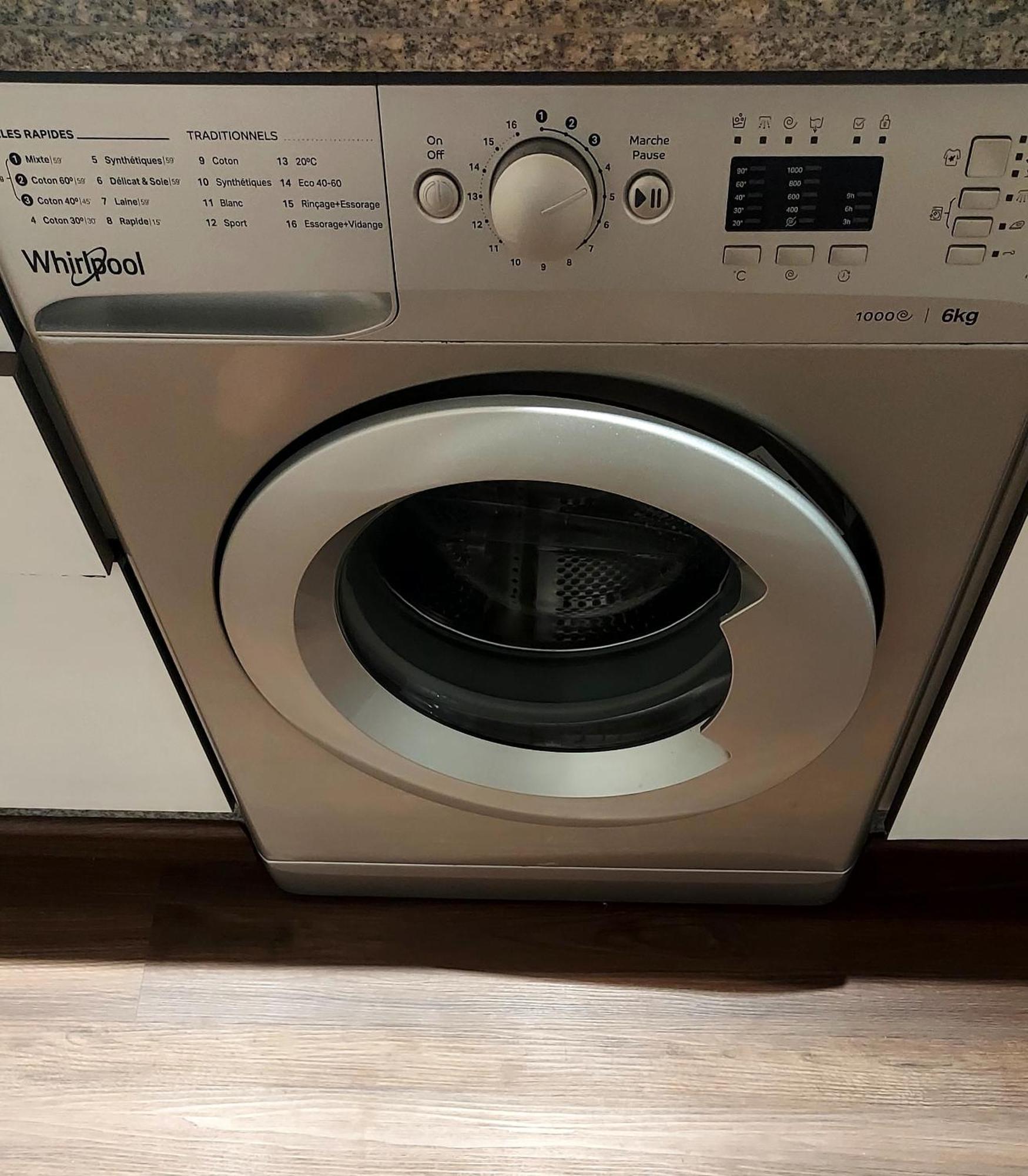 קזבלנקה Luxury Downtown Apartment Of 80M2 In Front Of Hassan 2 Mosque And Sea From Family , Pour Famille , Interdit Couples Araabic Non Marie, Forbidden Unmarried Araabic Couples Basement Car Park מראה חיצוני תמונה